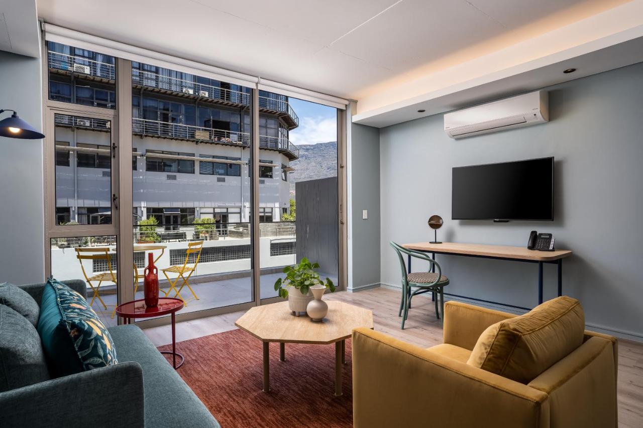 Home Suite Hotels De Waterkant Cape Town Exterior photo