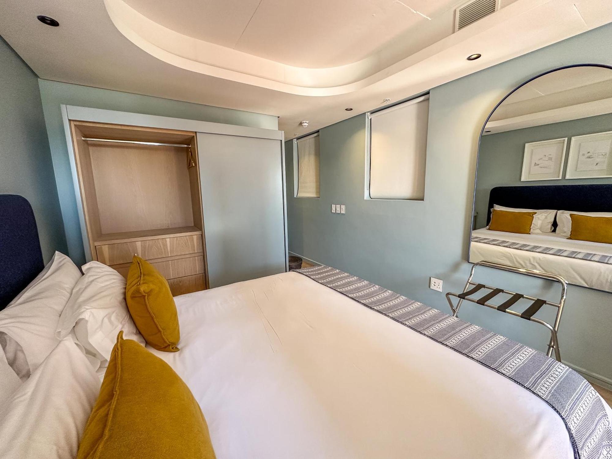 Home Suite Hotels De Waterkant Cape Town Exterior photo
